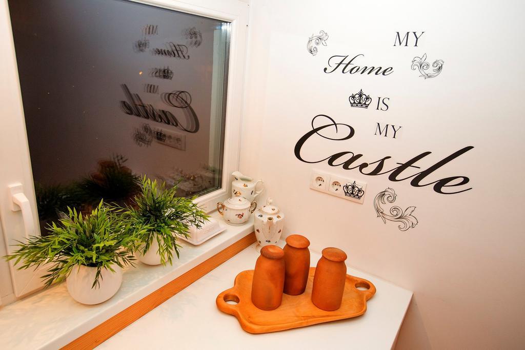 Komenda Angel'S Nest Apartment מראה חיצוני תמונה