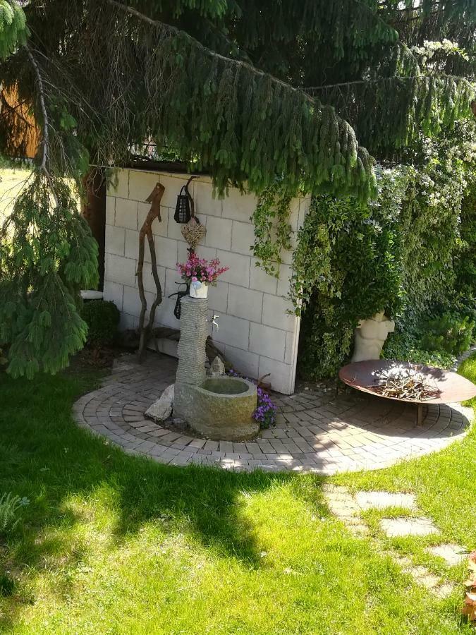 Komenda Angel'S Nest Apartment מראה חיצוני תמונה